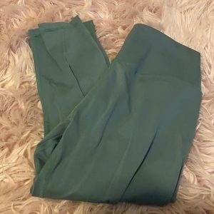 BuffBunny Crop Leggings